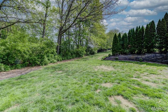 4 Windbriar Court, St Peters, MO 63376