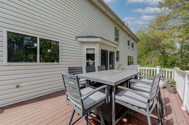 4 Windbriar Court, St Peters, MO 63376