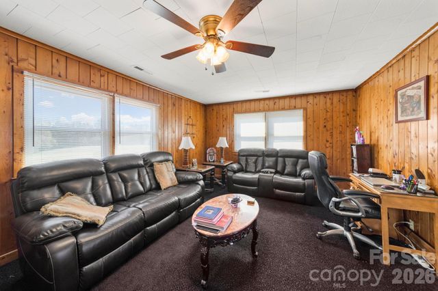 1833 Mountain Creek Road, Albemarle, NC 28001