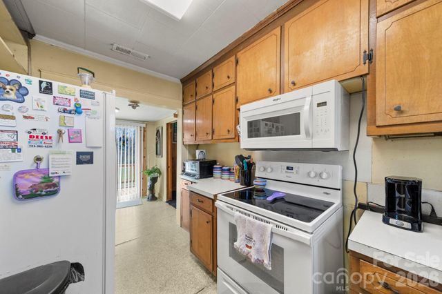 1833 Mountain Creek Road, Albemarle, NC 28001