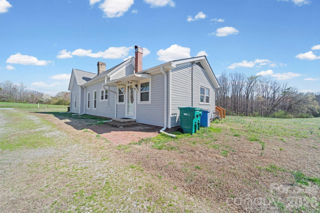1833 Mountain Creek Road, Albemarle, NC 28001