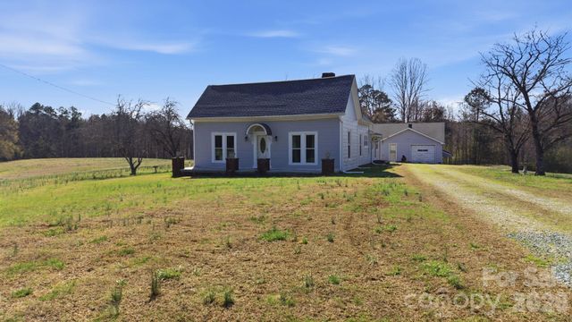1833 Mountain Creek Road, Albemarle, NC 28001