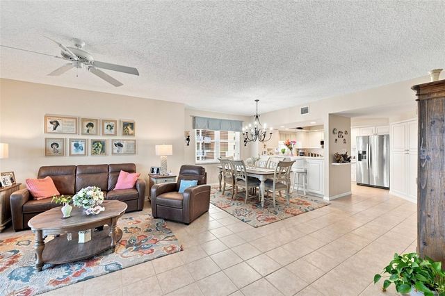 6450 SHORELINE DRIVE 9306, Seminole, FL 33708