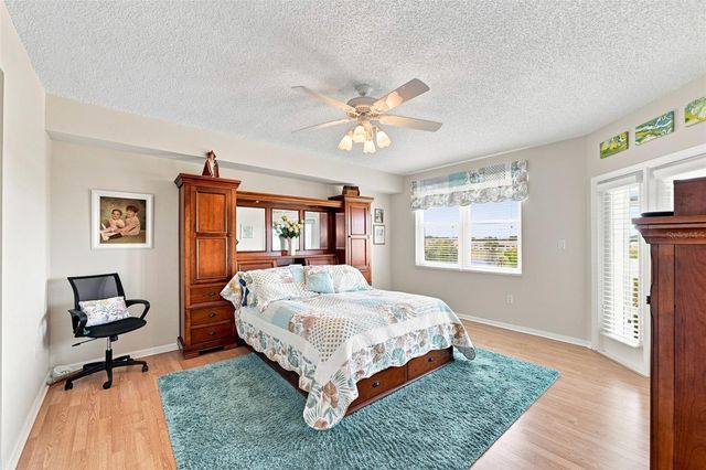 6450 SHORELINE DRIVE 9306, Seminole, FL 33708