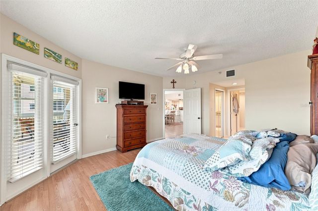6450 SHORELINE DRIVE 9306, Seminole, FL 33708