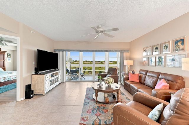 6450 SHORELINE DRIVE 9306, Seminole, FL 33708