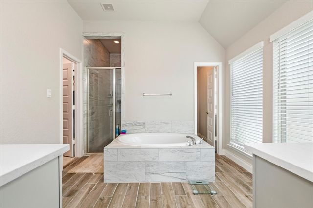 3105 High Meadow ST, Seguin, TX 78155