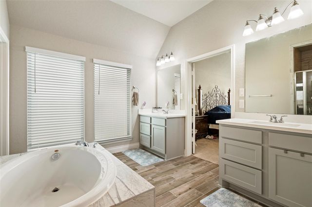 3105 High Meadow ST, Seguin, TX 78155