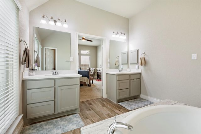 3105 High Meadow ST, Seguin, TX 78155