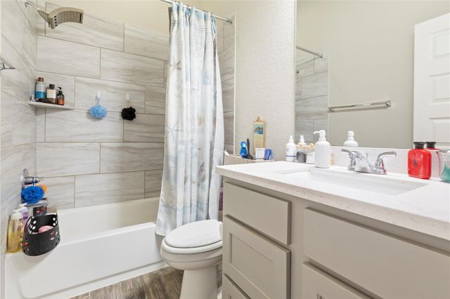 3105 High Meadow ST, Seguin, TX 78155