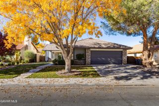 43909 Estrella Lane, Lancaster, CA 93535