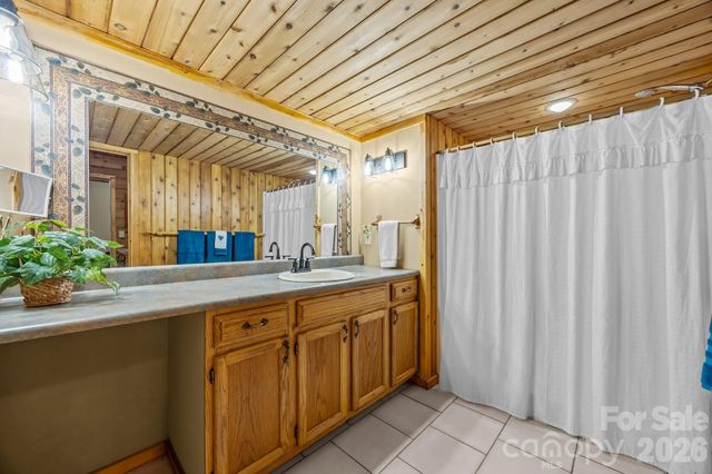 63 Chestnut Forest Road, Fairview, NC 28730
