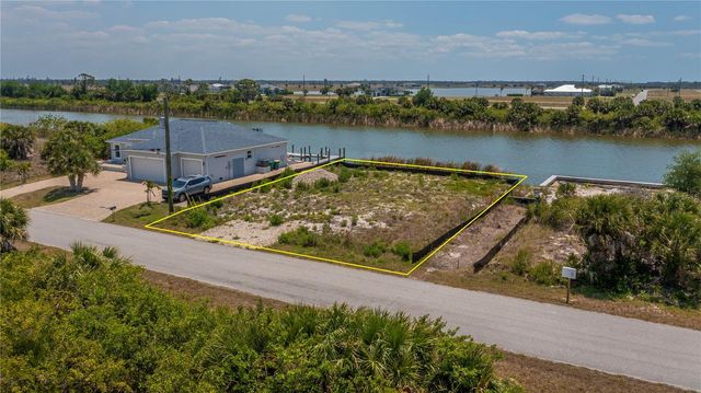 13517 GREENCASTLE AVENUE, Port Charlotte, FL 33981