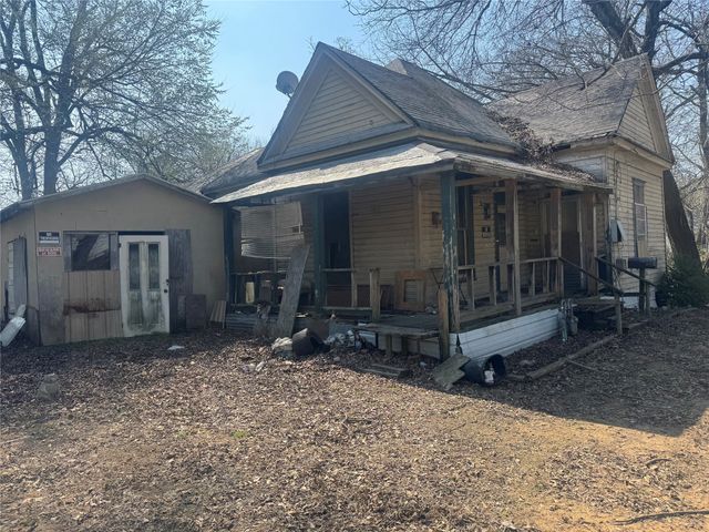 1415 Graham Street, Paris, TX 75460