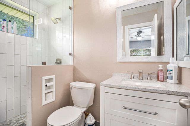 515 Brandywyne Drive, Friendswood, TX 77546