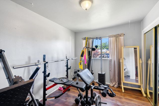 1016 Walker Drive NE, Albuquerque, NM 87112