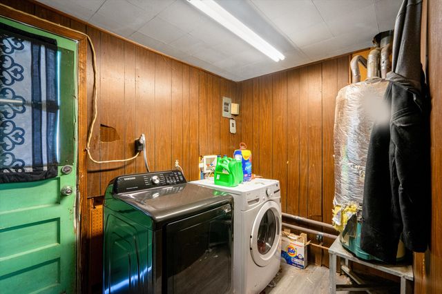 1016 Walker Drive NE, Albuquerque, NM 87112