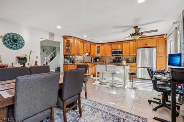 26 Eider Ct, Wayne Twp., NJ 07470