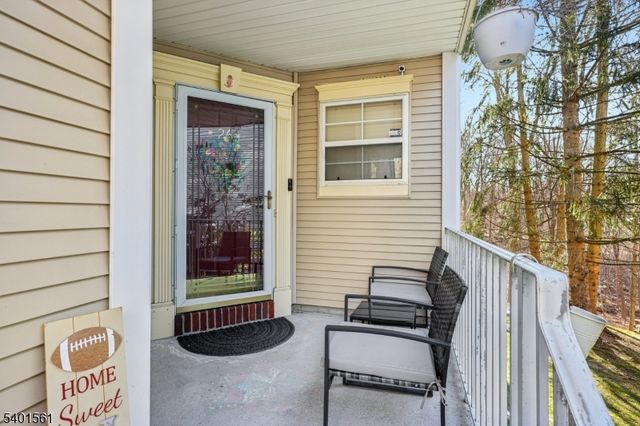 26 Eider Ct, Wayne Twp., NJ 07470