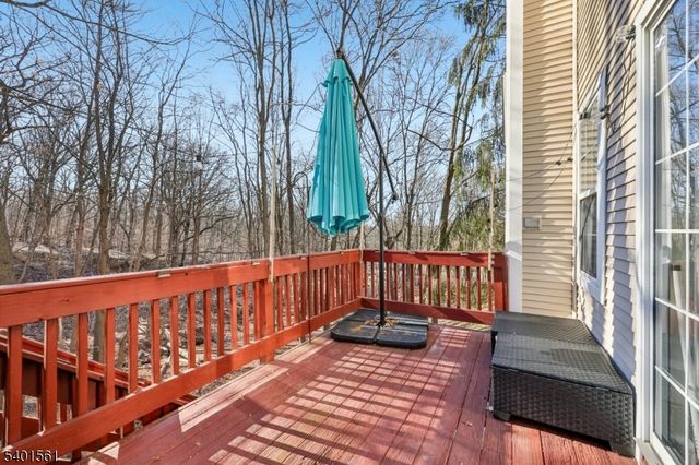 26 Eider Ct, Wayne Twp., NJ 07470