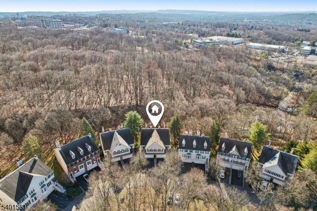 26 Eider Ct, Wayne Twp., NJ 07470