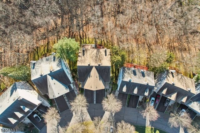 26 Eider Ct, Wayne Twp., NJ 07470