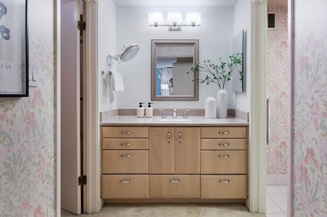 1100 Sharon Park Drive 3, Menlo Park, CA 94025