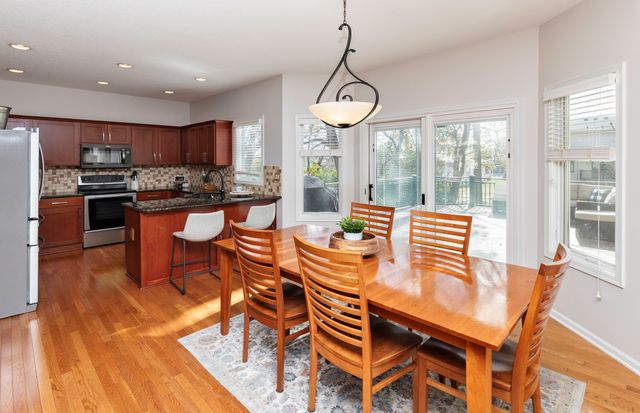 14448 Briarwood Lane, Urbandale, IA 50323