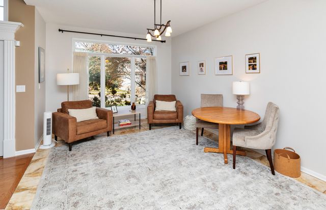 14448 Briarwood Lane, Urbandale, IA 50323