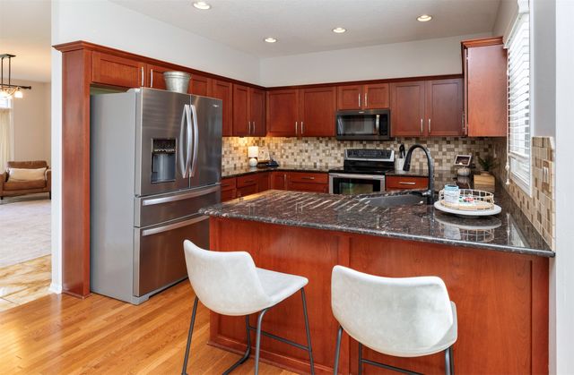 14448 Briarwood Lane, Urbandale, IA 50323