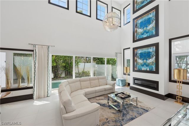 9214 Mercato WAY, Naples, FL 34108