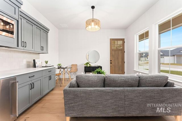 14293 N Hornbill Way, Boise, ID 83714