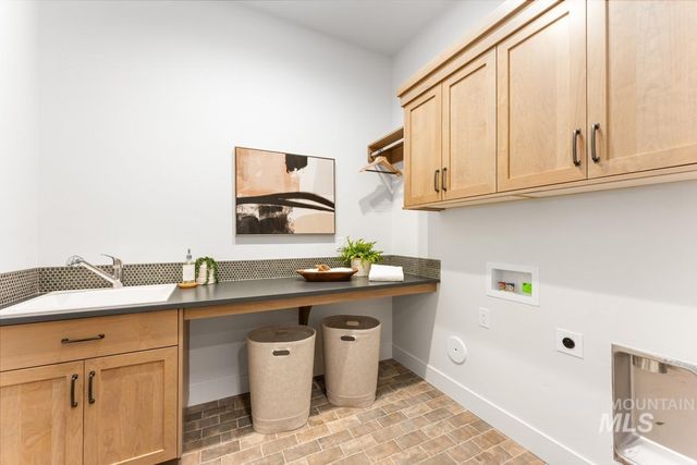 14293 N Hornbill Way, Boise, ID 83714