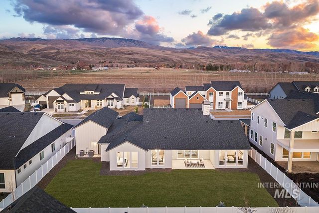 14293 N Hornbill Way, Boise, ID 83714