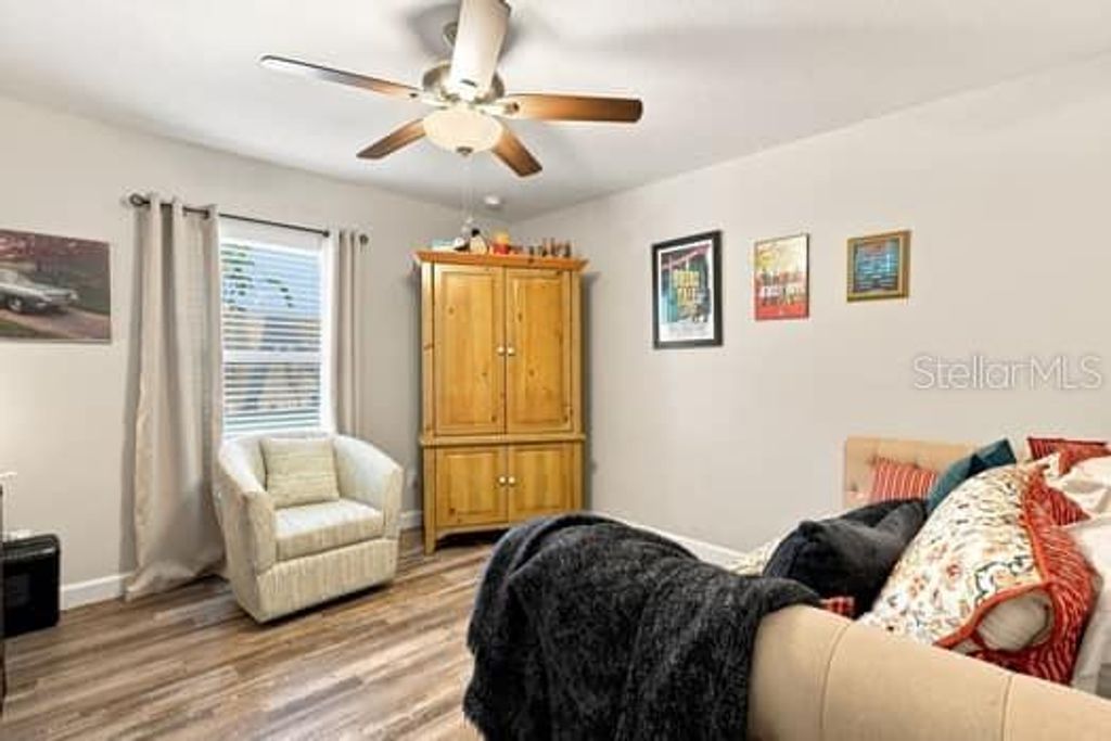 Image 13 of property listing at 175 RANDLE AVENUE, Oak Hill, FL 32759