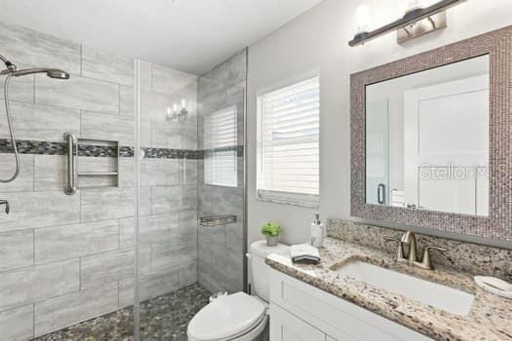 Image 14 of property listing at 175 RANDLE AVENUE, Oak Hill, FL 32759