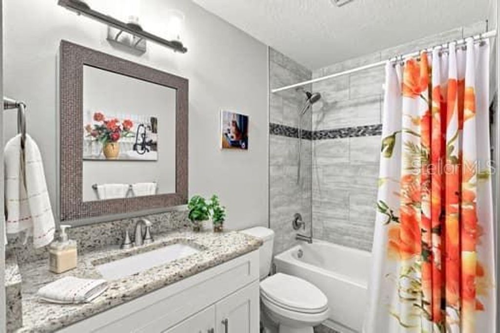 Image 15 of property listing at 175 RANDLE AVENUE, Oak Hill, FL 32759
