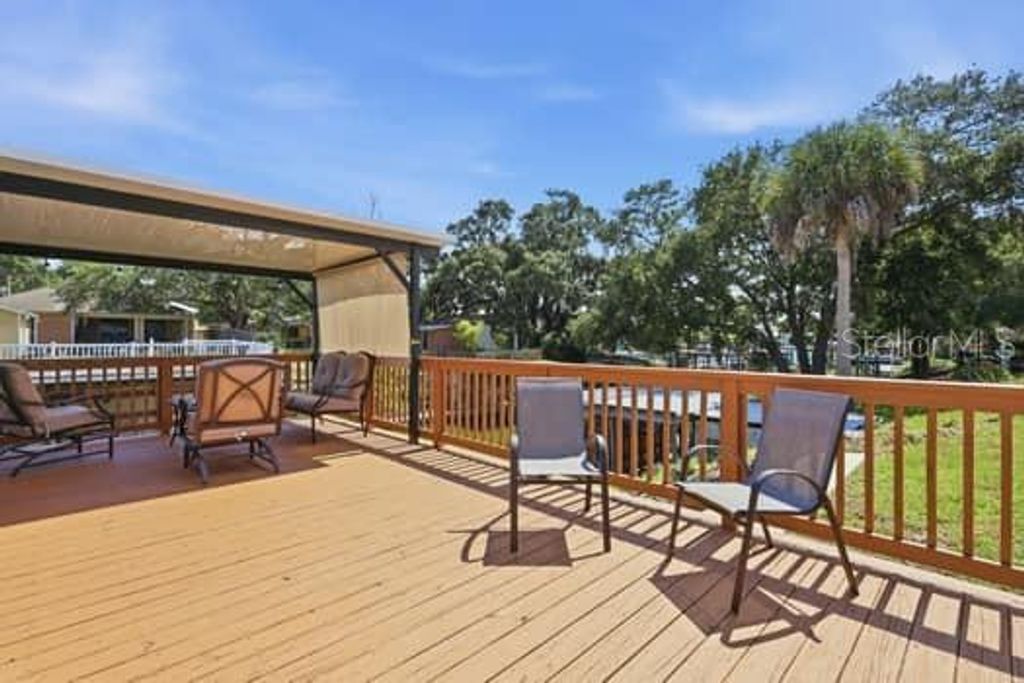 Image 18 of property listing at 175 RANDLE AVENUE, Oak Hill, FL 32759