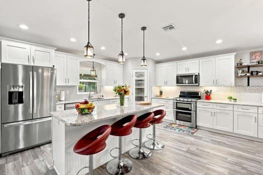 Image 5 of property listing at 175 RANDLE AVENUE, Oak Hill, FL 32759