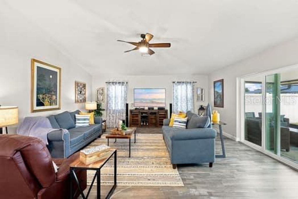 Image 6 of property listing at 175 RANDLE AVENUE, Oak Hill, FL 32759