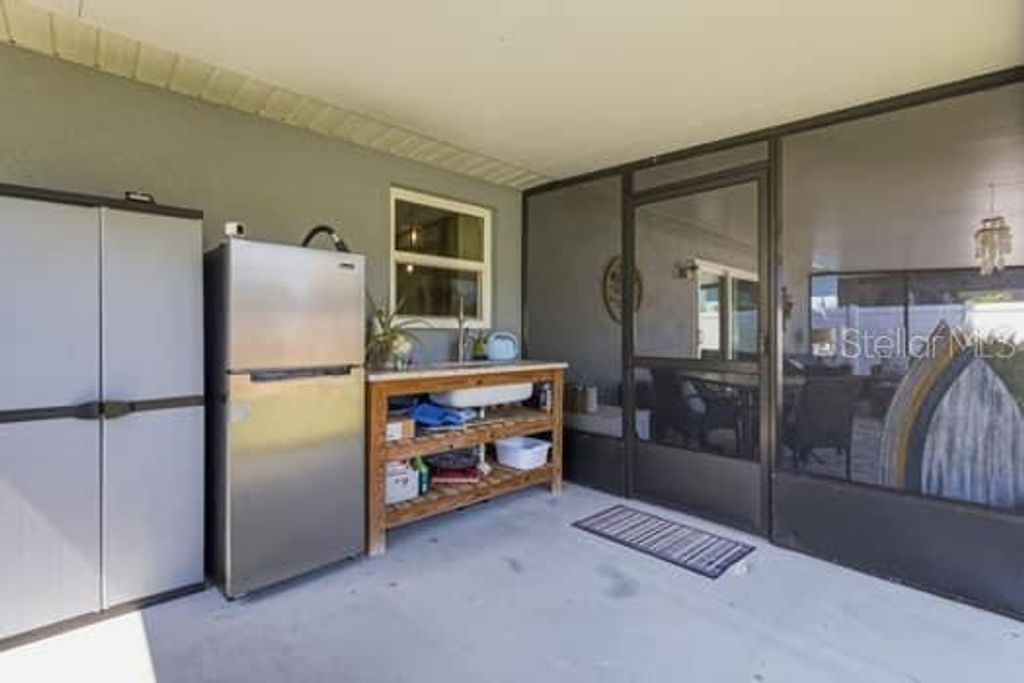 Image 10 of property listing at 175 RANDLE AVENUE, Oak Hill, FL 32759