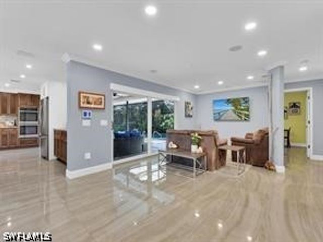 1902 Princess CT, Naples, FL 34110
