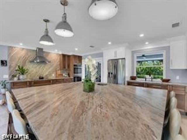 1902 Princess CT, Naples, FL 34110