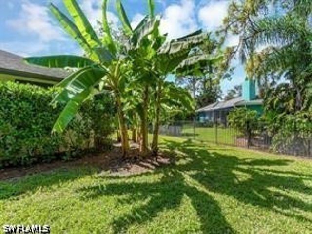 1902 Princess CT, Naples, FL 34110