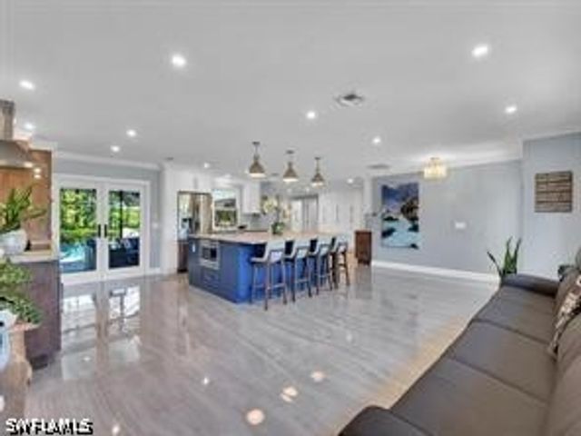 1902 Princess CT, Naples, FL 34110