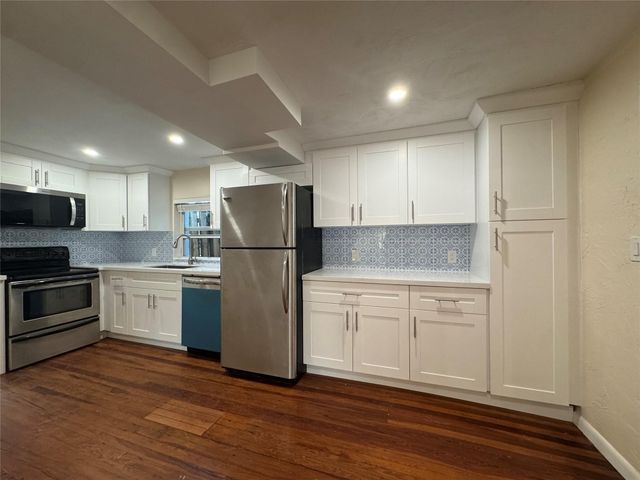 1573 NE 33rd Street, Oakland Park, FL 33334