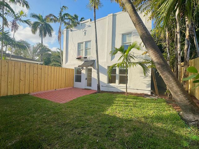 1573 NE 33rd Street, Oakland Park, FL 33334