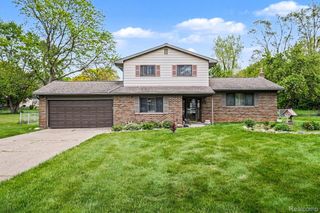 1148 Carter Drive, Flint Charter Township, MI 48532