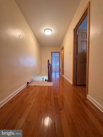 5736 N 5TH ST, Philadelphia, PA 19120