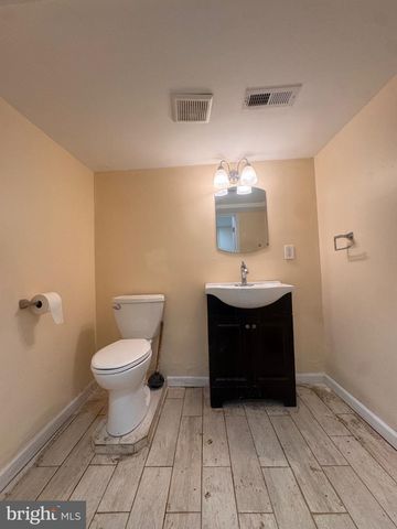 5736 N 5TH ST, Philadelphia, PA 19120
